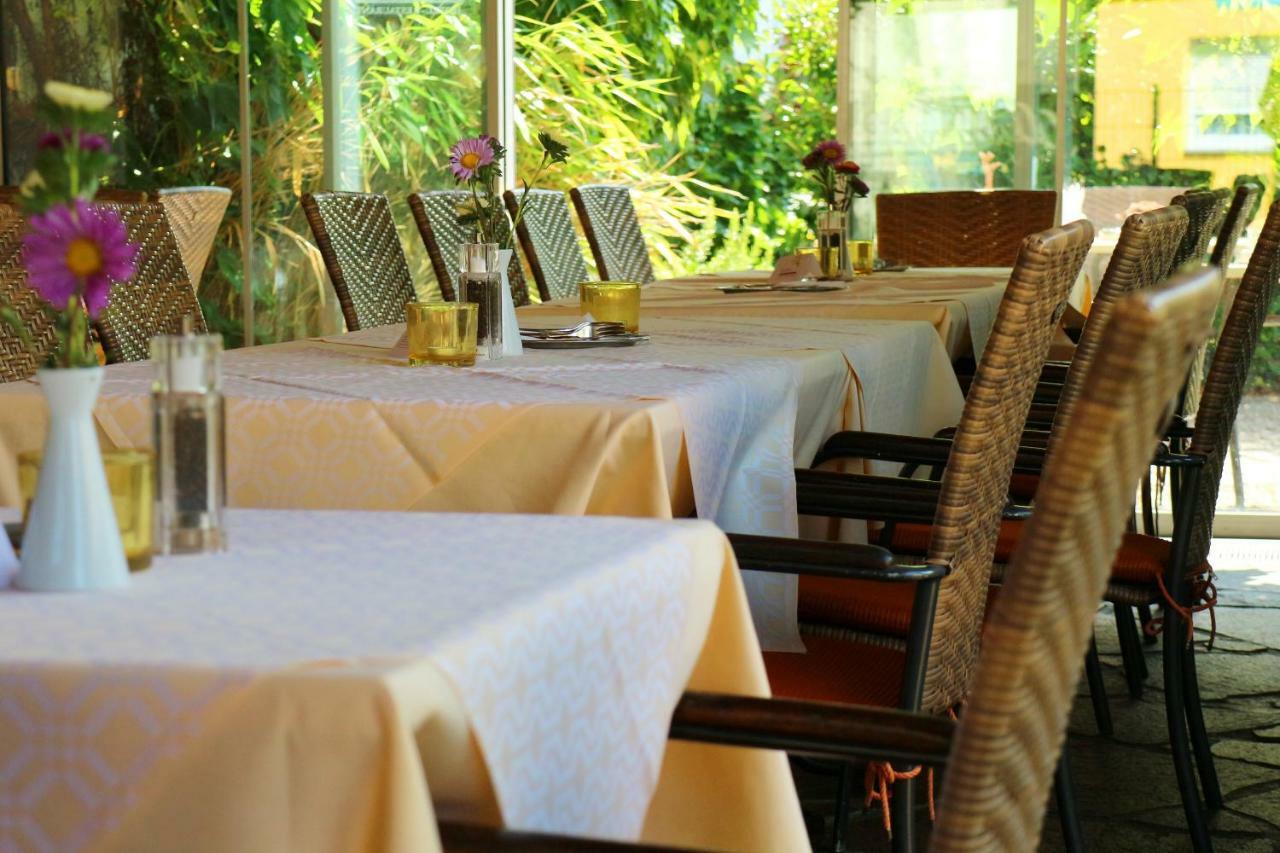 Hotel - Restaurant Hirschen - Werneths Landgasthof Beim Europa- Park Rust Rheinhausen Extérieur photo