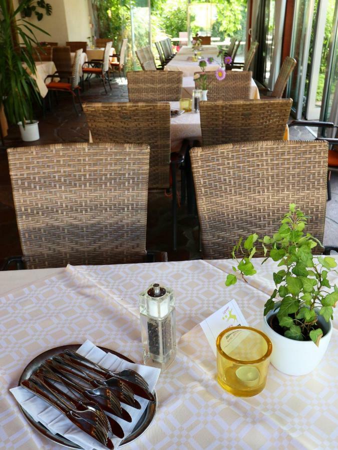 Hotel - Restaurant Hirschen - Werneths Landgasthof Beim Europa- Park Rust Rheinhausen Extérieur photo