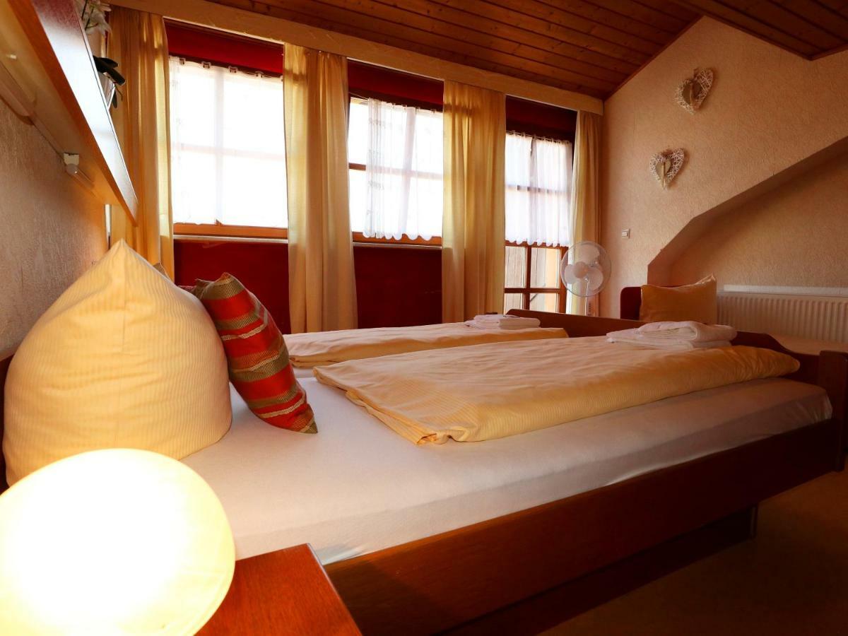 Hotel - Restaurant Hirschen - Werneths Landgasthof Beim Europa- Park Rust Rheinhausen Extérieur photo